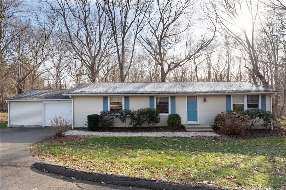 Welcome to 1091 Boston Post Road, Madison.