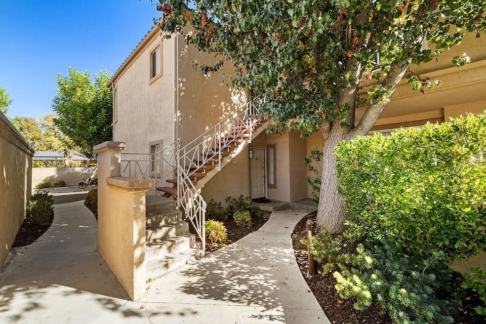 Under Contract $489,900