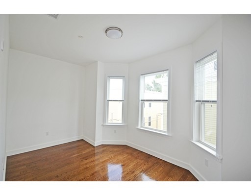 19 Marney St unit 4, Cambridge, MA 02141 - photo 1