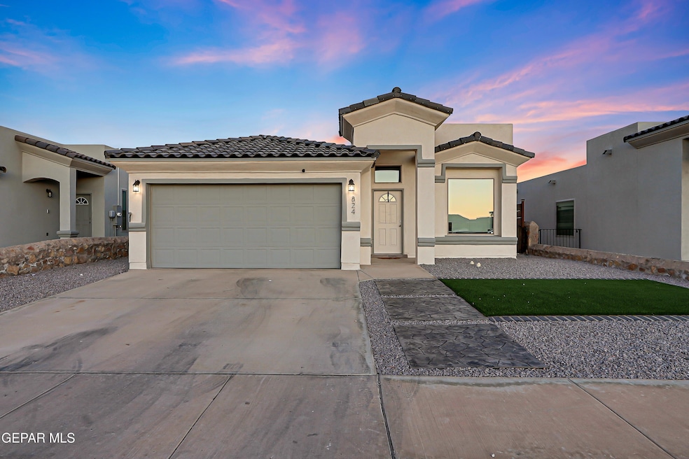 824 Paseo Dulce Ave, Horizon City, TX 79928 - photo 1