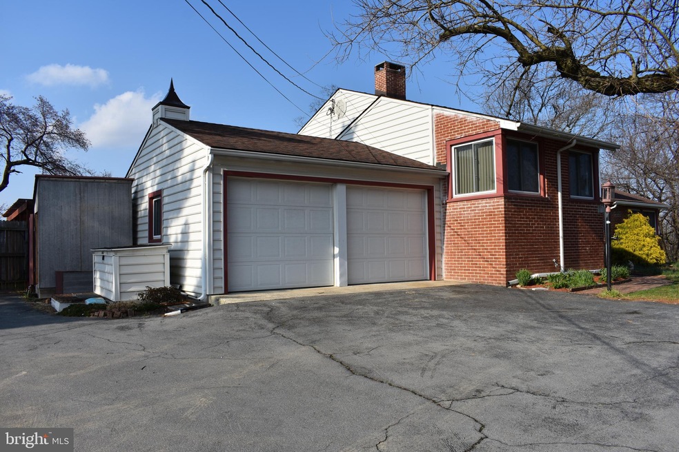 1051 Lincoln Way W, Chambersburg, PA 17202 - photo 1