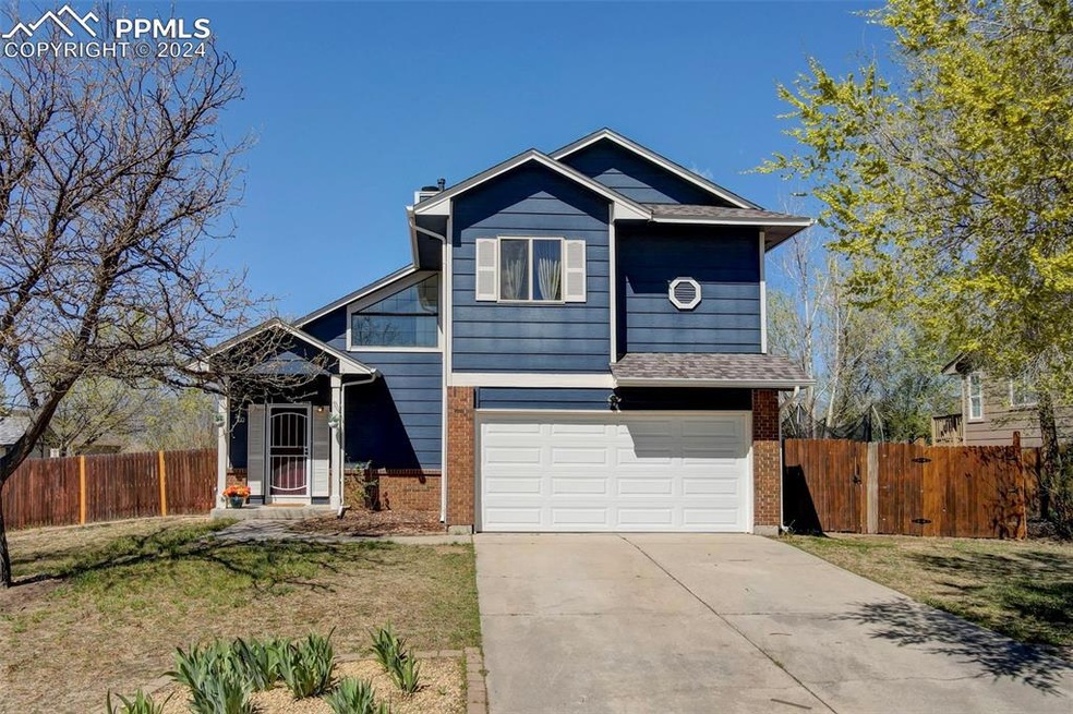 Come see this gorgeous home on a large lot with go