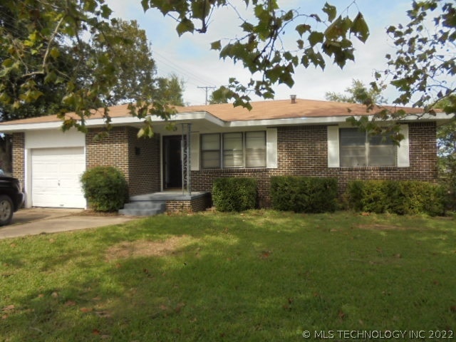 9 Hillcrest St, Ardmore, OK 73401 - photo 1