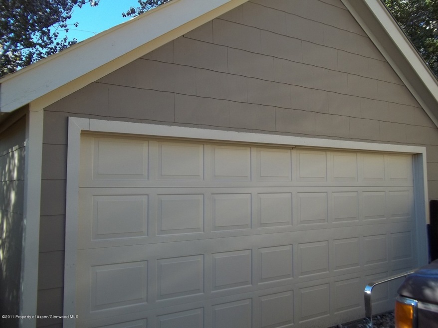 Garage/shop