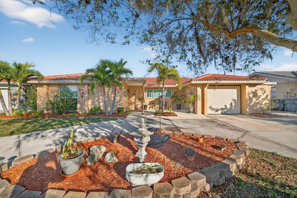 5008 Forecastle Dr, New Port Richey, FL 34652 - photo 1