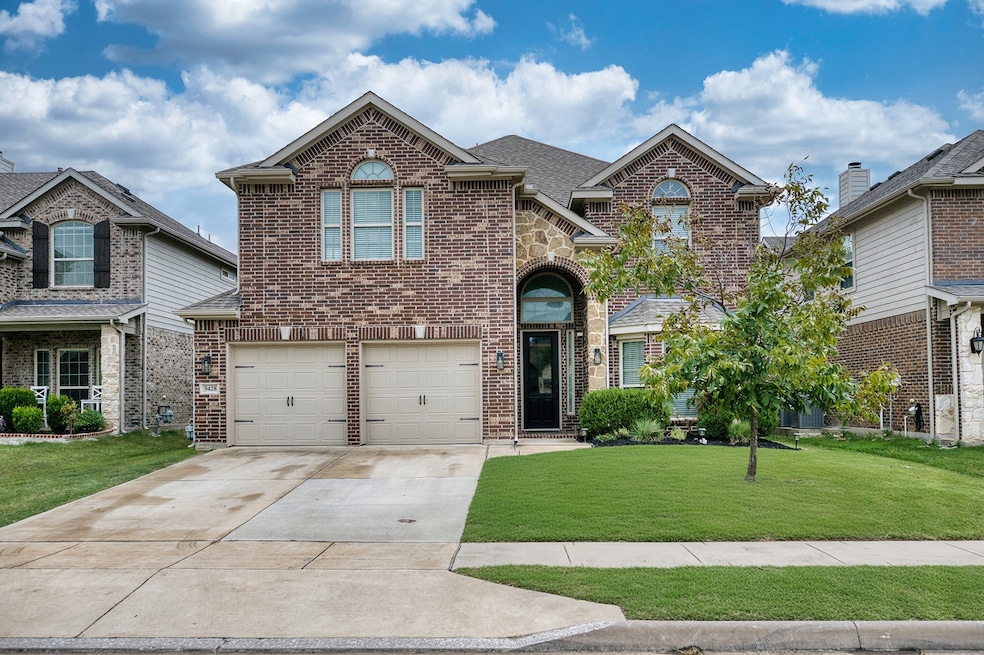 9428 Chuparosa Dr, Fort Worth, TX 76177 - photo 1