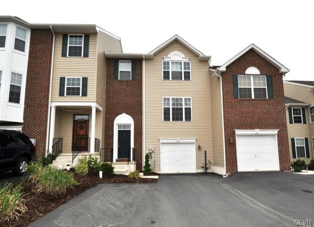 5470 Spring Ridge Dr W, Macungie, PA 18062 - photo 1