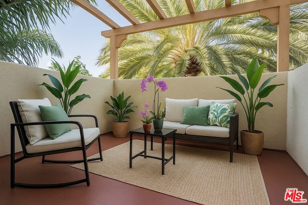 Sold $1,275,000 • Co-Listing Agent