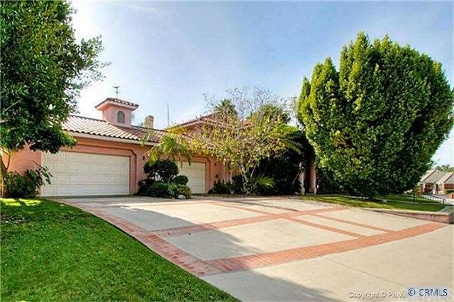 Front of house with 172 feet of street frontage