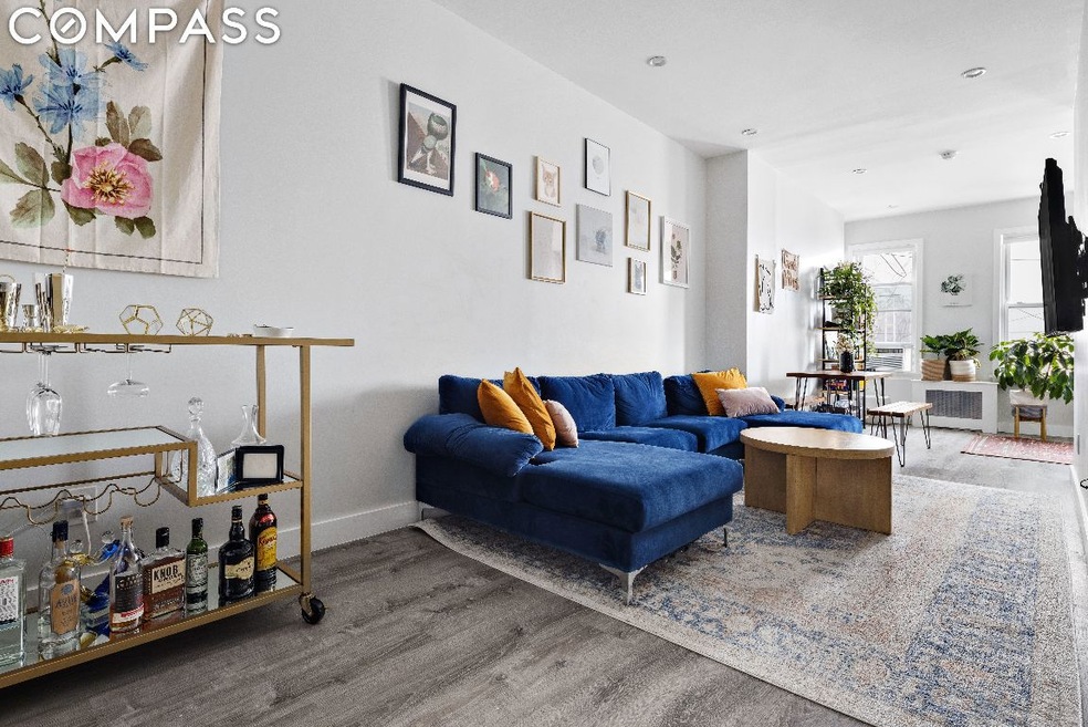 Sold $2,675,000 • Co-Listing Agent