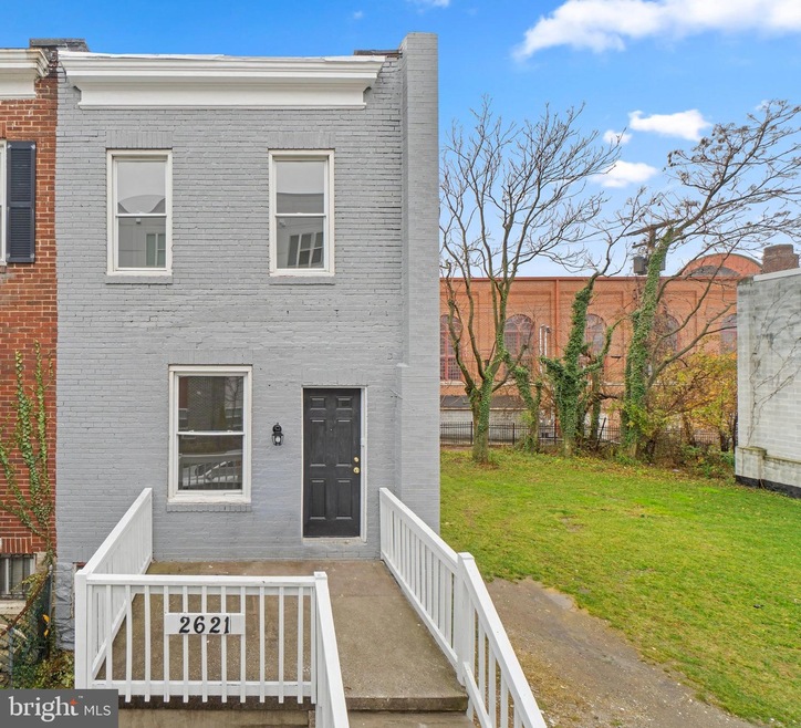 2621 Rosewood Ave, Baltimore, MD 21215 - photo 1