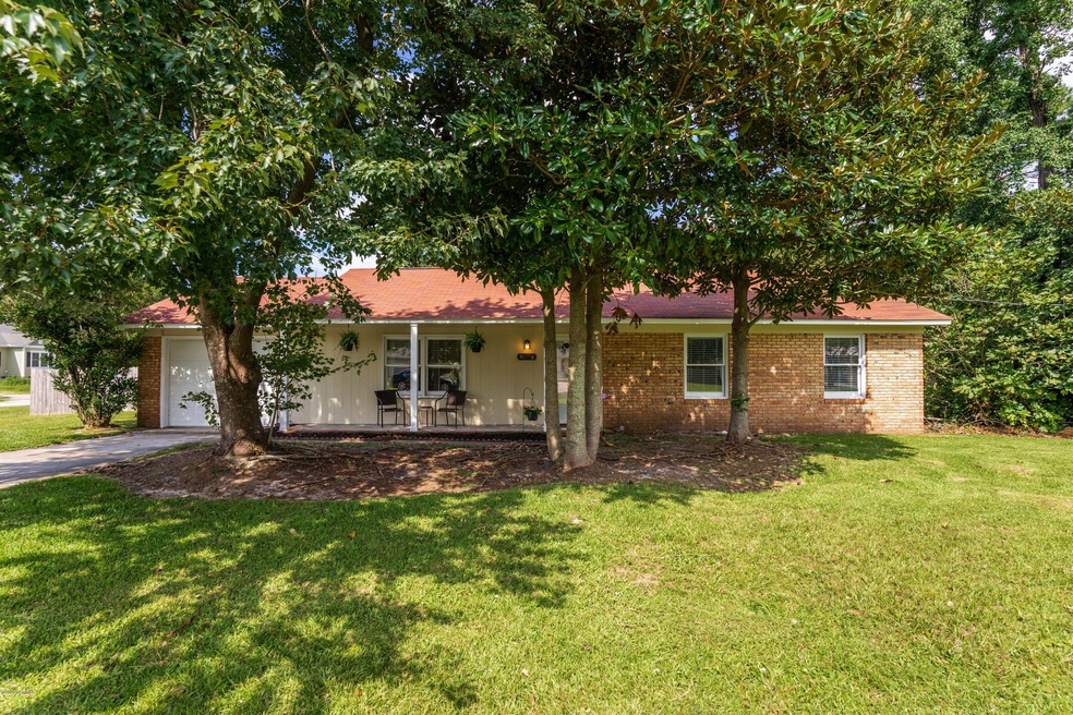 3608 Middle Sound Loop Rd-1