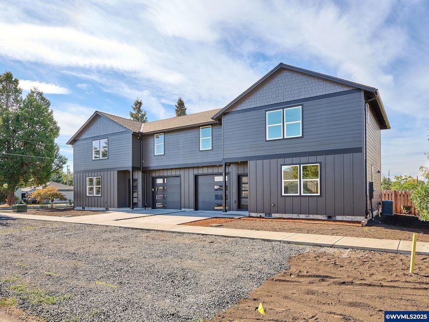 220 Juniper Ave, Gervais, OR 97026 - photo 1