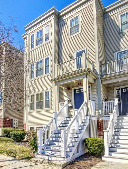7 Iona St unit 7A, Roslindale, MA 02131 - photo 1