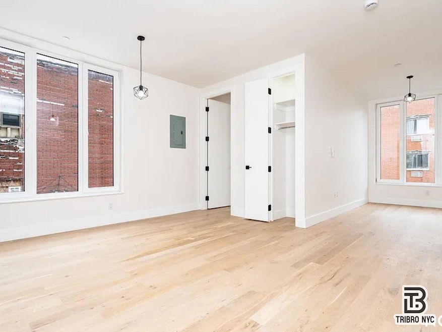 96 Moore St unit 3B, New York City, NY 11206 - photo 1
