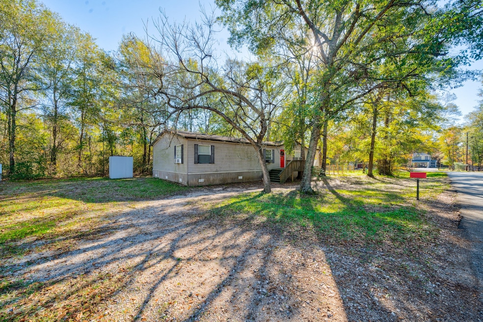 21743 Walker Dr, Conroe, TX 77306 - photo 1