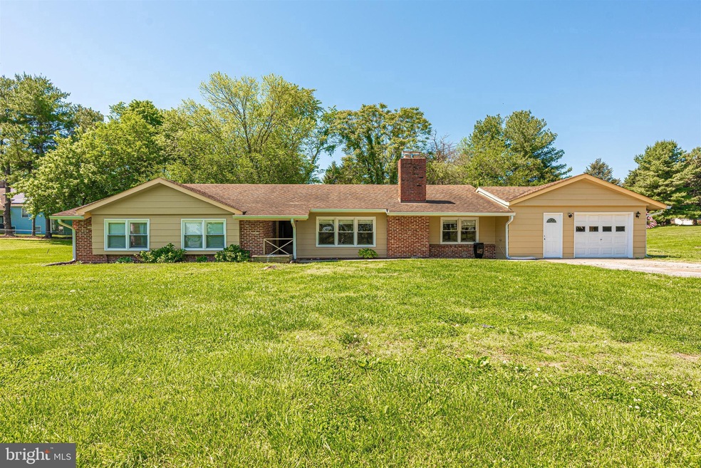 8319 Legg Rd, Frederick, MD 21704 - photo 1