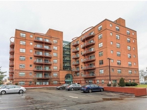 The Montclair Condominiums unit 717, Quincy, MA 02171 - photo 1