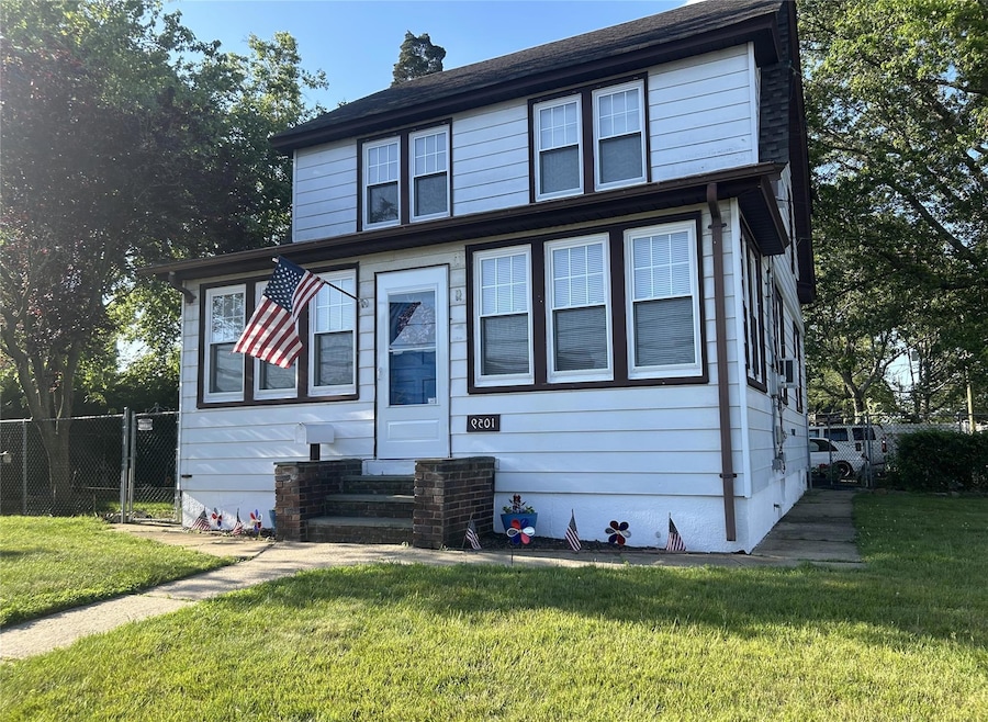 1059 Tulip Ave, Franklin Square, NY 11010 - photo 1