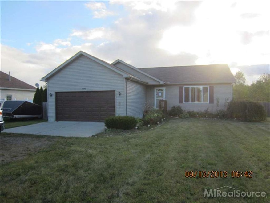 1332 Allen Rd, Kimball, MI 48074 - photo 1