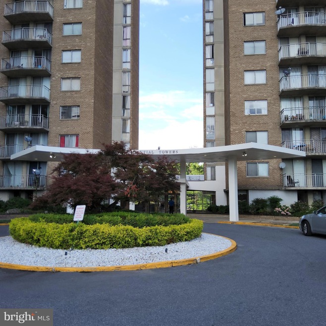 Presidential Towers unit 319, Adelphi, MD 20783 - photo 1