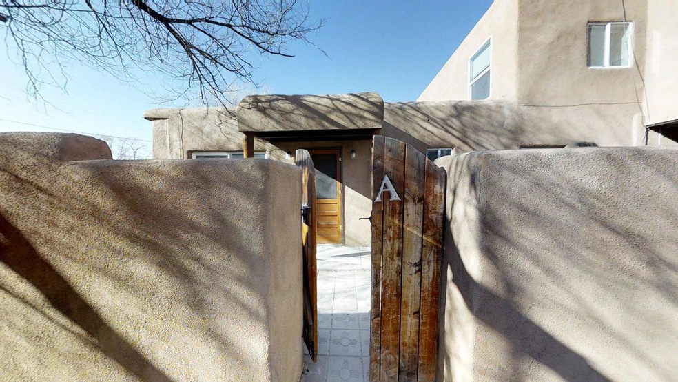 406 Griffin St unit B, Santa Fe, NM 87501 - photo 1