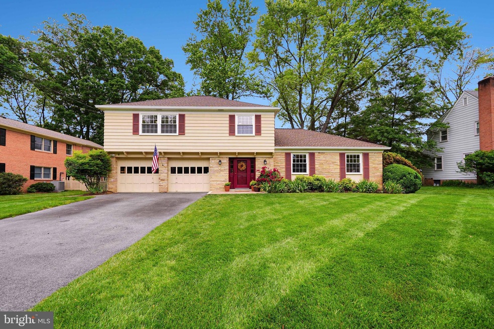 Sold $985,000 • Co-Listing Agent