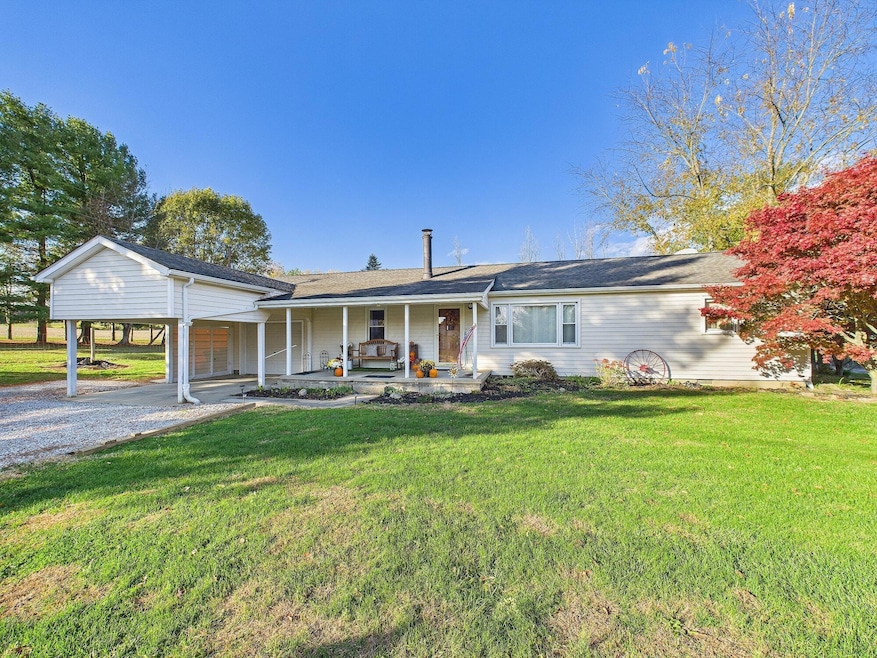 CAM02437G0-PR0107-STILL034