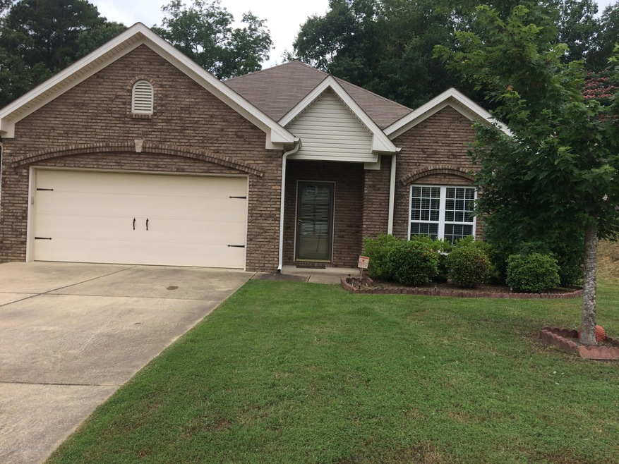 3 BR 2 BA Townhome