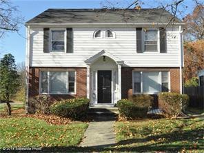 171 Knollwood Ave, Cranston, RI 02910 - photo 1