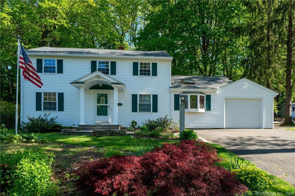 Welcome to 92 Ledgecrest Dr, Newington!