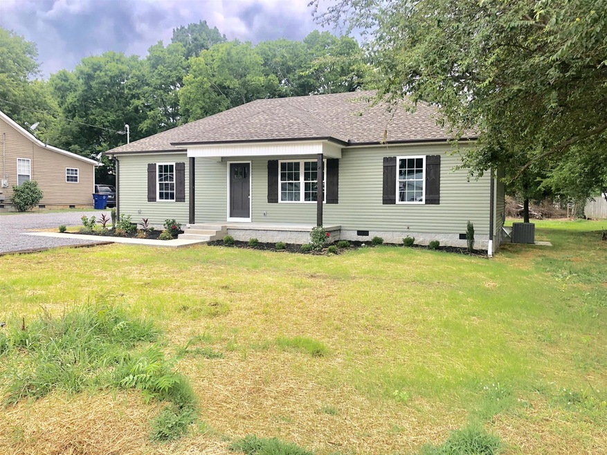 117 E Highland Ave, Shelbyville, TN 37160 - photo 1