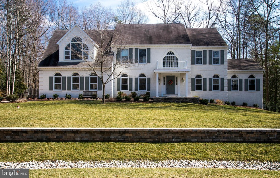 909 Malvern Hill Dr, Davidsonville, MD 21035 - photo 1