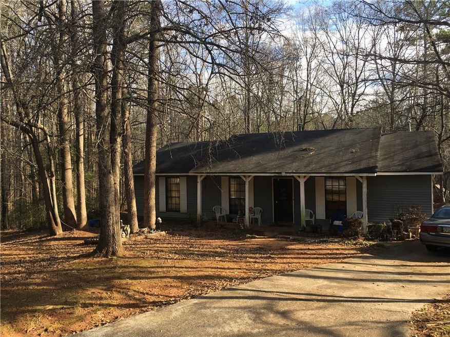 1816 Herringbone Hollow, Lithonia, GA 30058 - photo 1