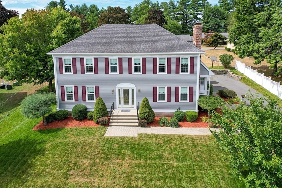 11 Brookfield Rd, Methuen, MA 01844 - photo 1