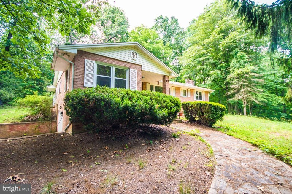 311 Park Way, Front Royal, VA 22630 - photo 1