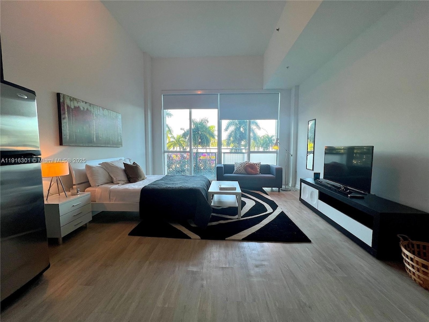 Vizcayne unit 233, Miami, FL 33132 - photo 1