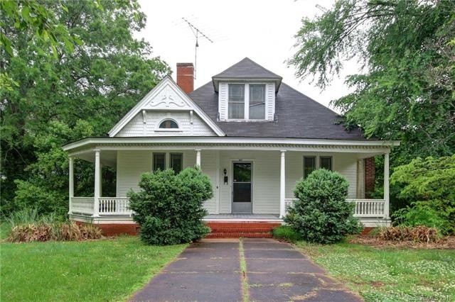 427 Davie Ave, Statesville, NC 28677 - photo 1