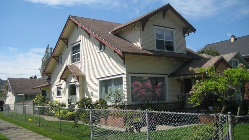 2132 Lombard Ave, Everett, WA 98201 - photo 1