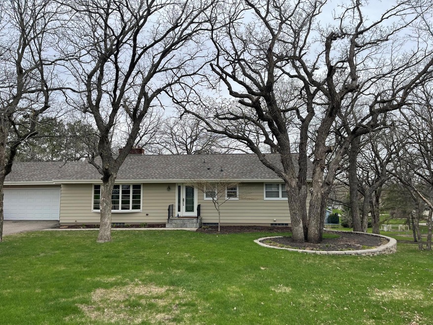 1314 Ridgeway Dr, Alexandria, MN 56308 - photo 1