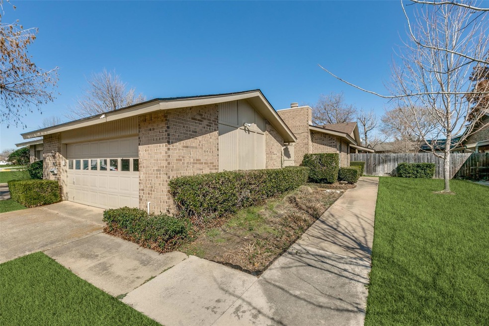 803 Shady Creek Ln, Bedford, TX 76021 - photo 1