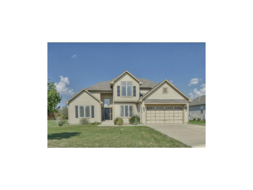 21716 Summer St, Spring Hill, KS 66083 - photo 1