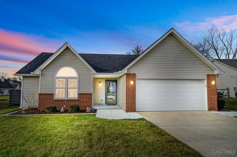 6325 Lakota Meadows Dr, Liberty Township, OH 45044 - photo 1