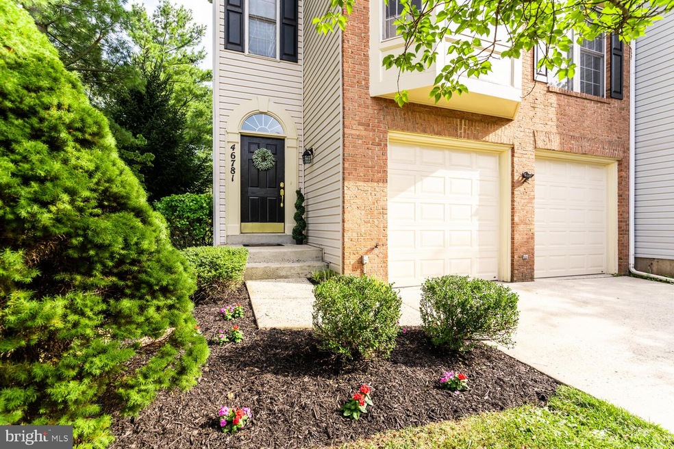 46781 Keswick Square, Sterling, VA 20165 - photo 1