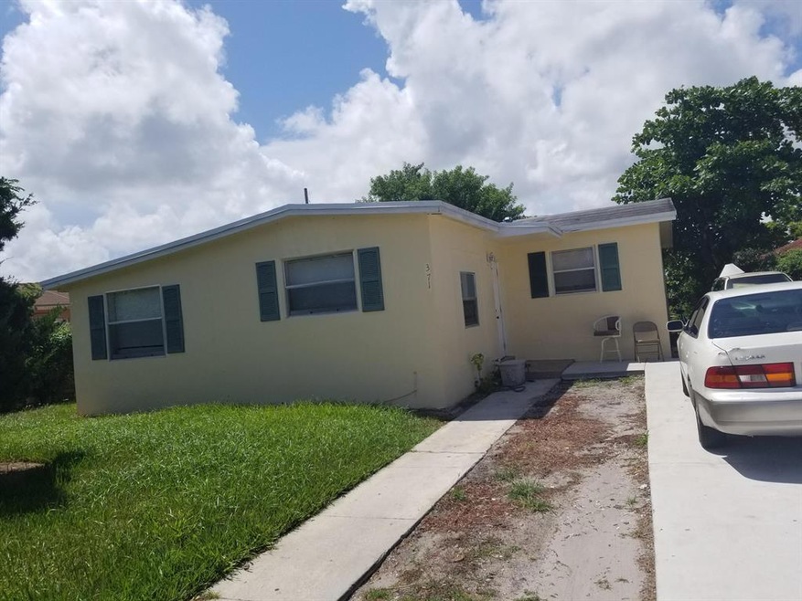 371 Ocean Pkwy, Boynton Beach, FL 33435 - photo 1