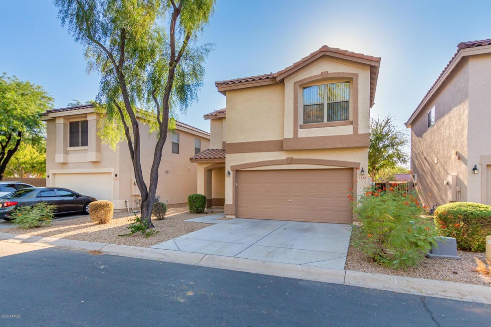 1142 S Bogle Ct unit II, Chandler, AZ 85286 - photo 1