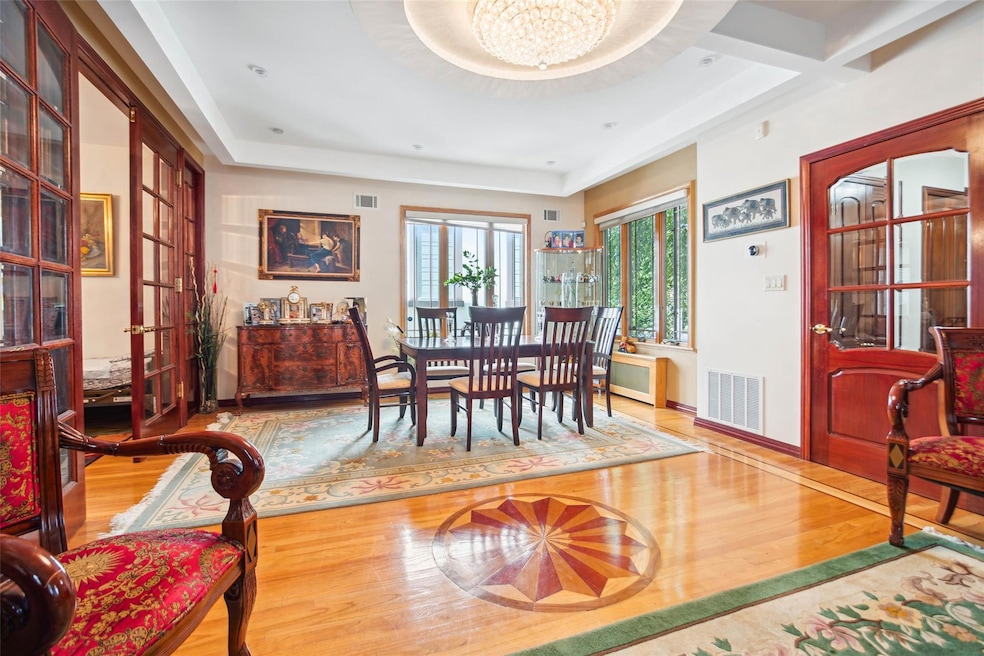 71-38 Harrow St, Flushing, NY 11375 - photo 1