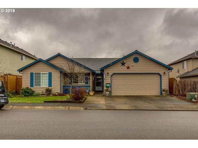 206 Hauser Ct, Molalla, OR 97038 - photo 1