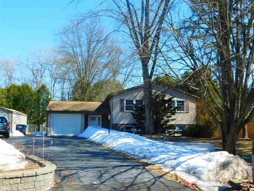 6 Stuyvesant Ct, Ballston Spa, NY 12020 - photo 1