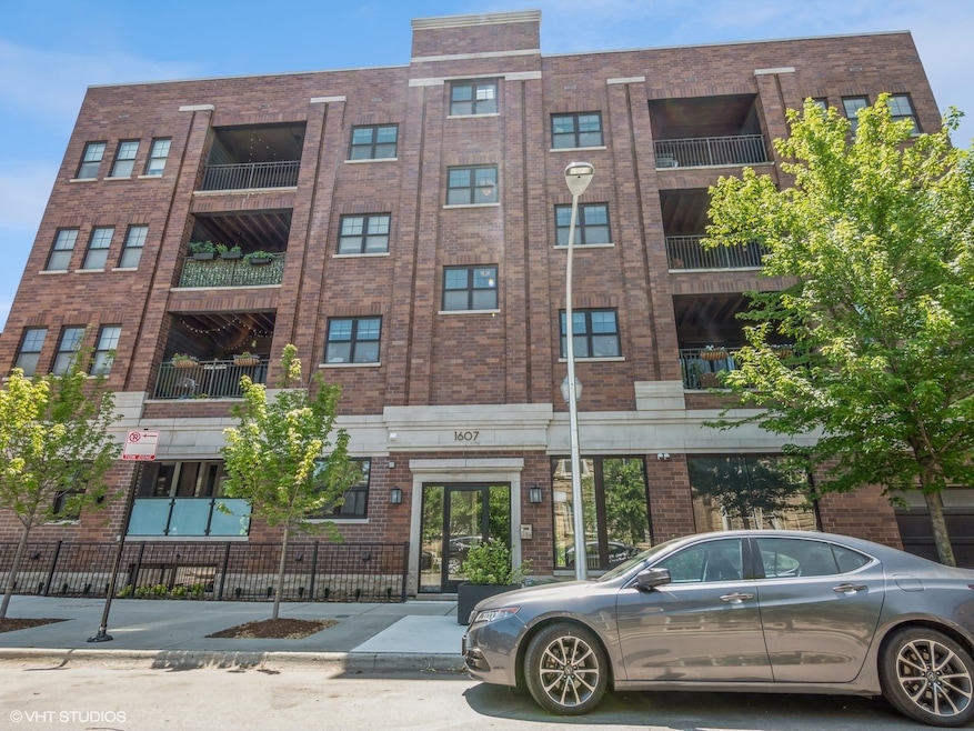 1607 W Waveland Ave unit 1S, Chicago, IL 60613 - photo 1